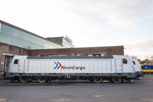 RheinCargo_Bombardier_Traxx_AC_3_UEbergabe_06_2000_1333