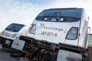 RheinCargo_Bombardier_Traxx_AC_3_UEbergabe_04_2000_1333