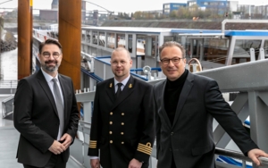 RC_HafenNeuss_Personensteiger_Breuer_Donnars_Oderm_2_2000_050422.